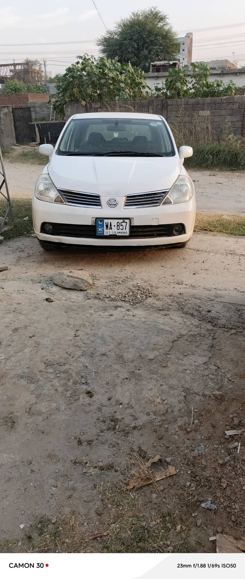 Nissan Tiida 2007 1.5 9