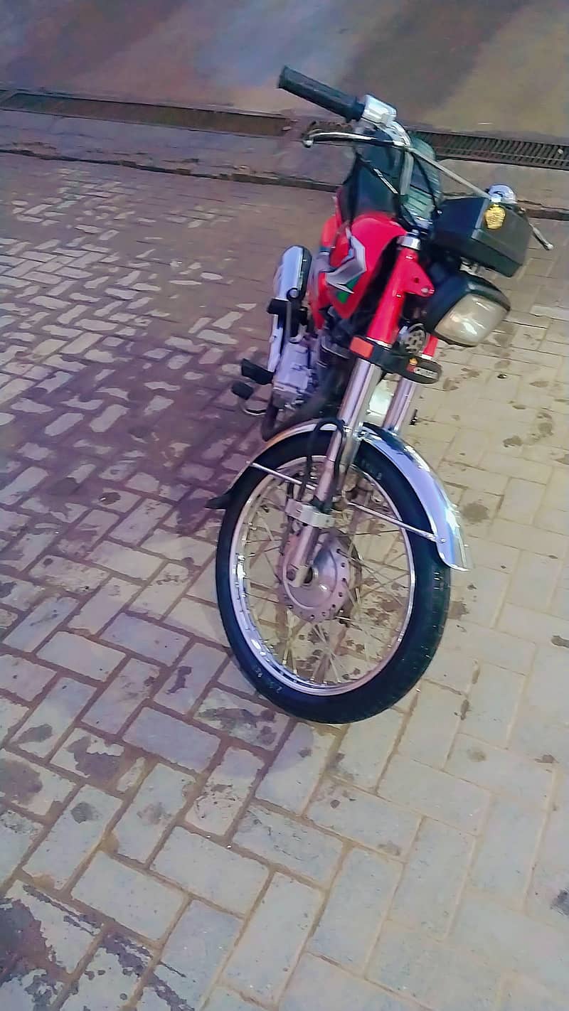 Honda CG 125 2009 3