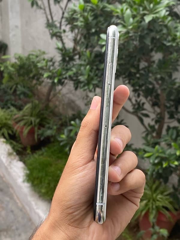 iphone 11 pro max 256gb non pta 5