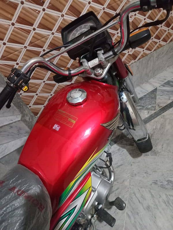 HONDA 70 2023 modal urgent sale please only call 2