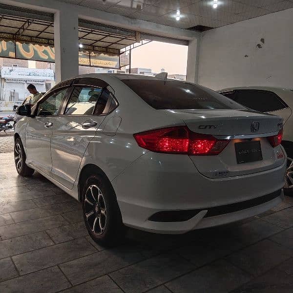 Honda City Aspire 2021 3