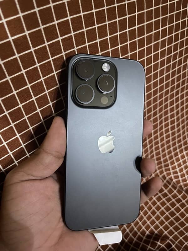 iphone 16 pro 0