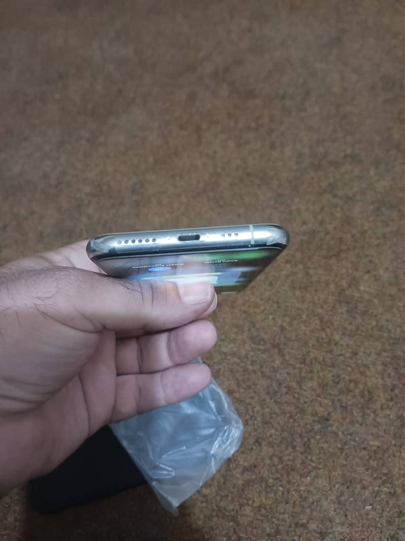 Iphone 11 pro 256 GB NON PTA 2