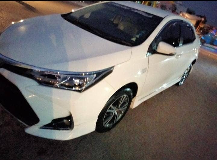 Toyota Corolla Altis 2022 plz chasky waly dor rahen . sanjeda  rabta 9