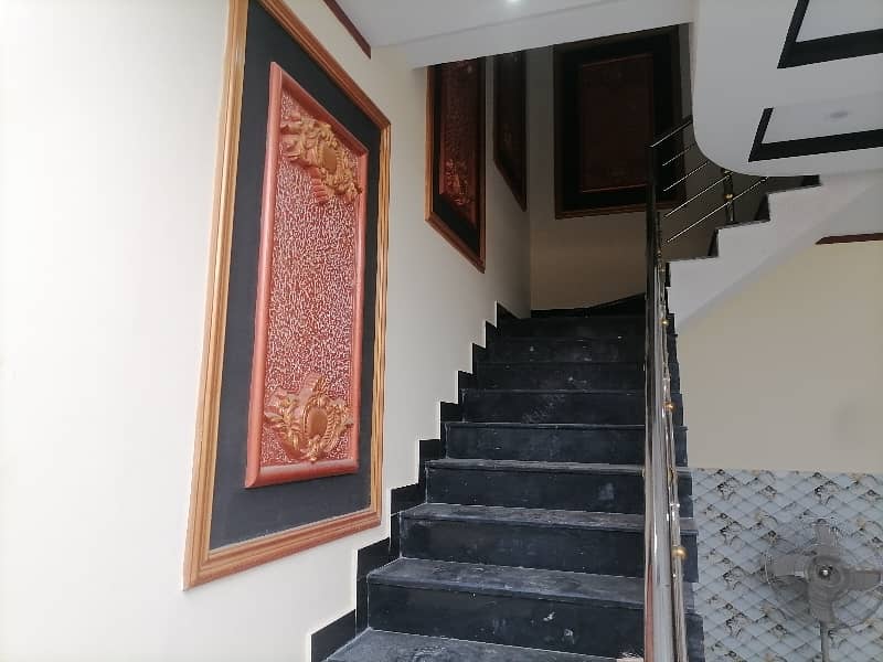 Get An Attractive Prime Location House In Warsak Road Under Rs. 21000000 4