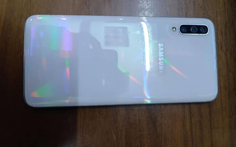 Samsung Galaxy A70 128GB for sale with Box 0