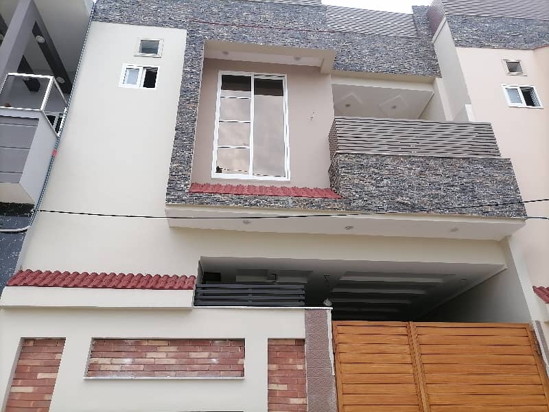 Prime Location Arbab Sabz Ali Khan Town Executive Lodges House Sized 3 Marla 3