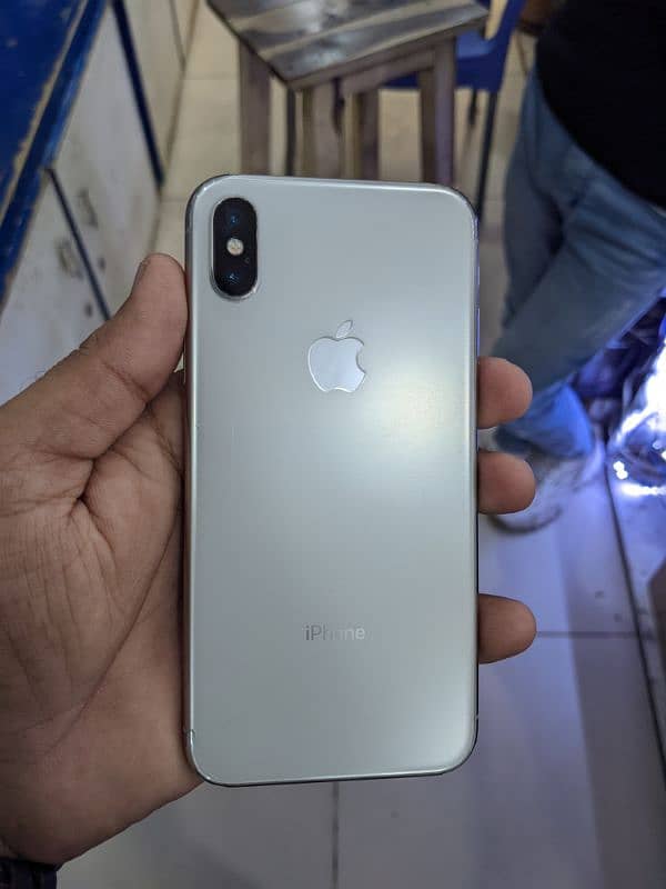 Iphone X 64 GB PTA 2