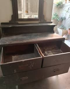 dressing table