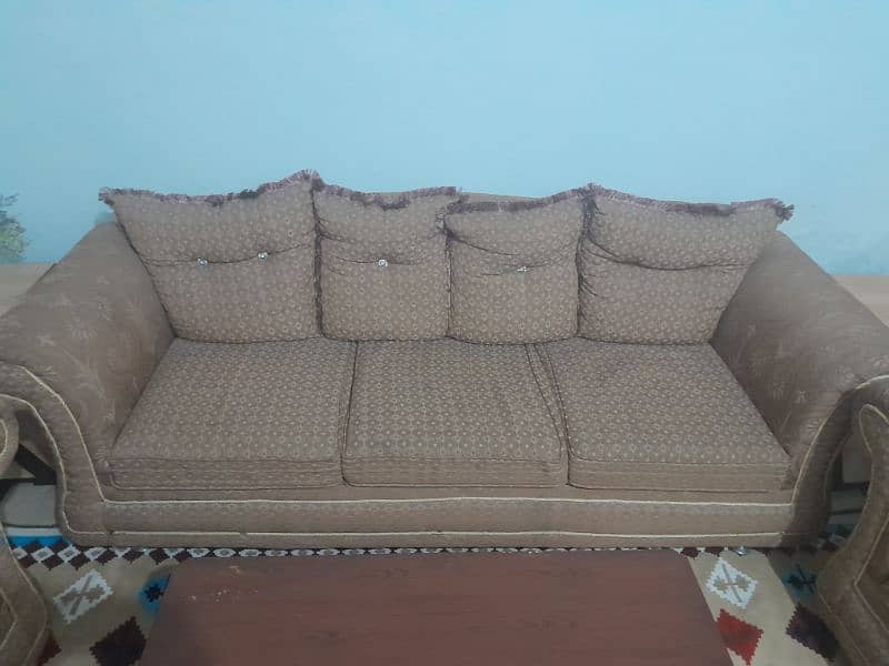 Sofa Set 6-seater available for sale 2