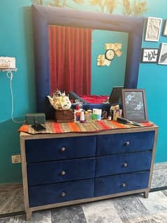 dressing table 6 drawers