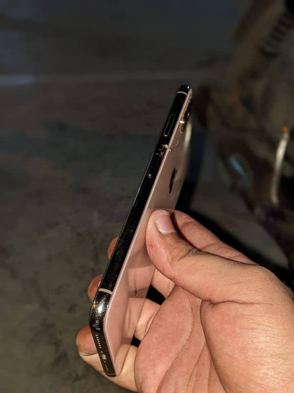 iphone xs max 1