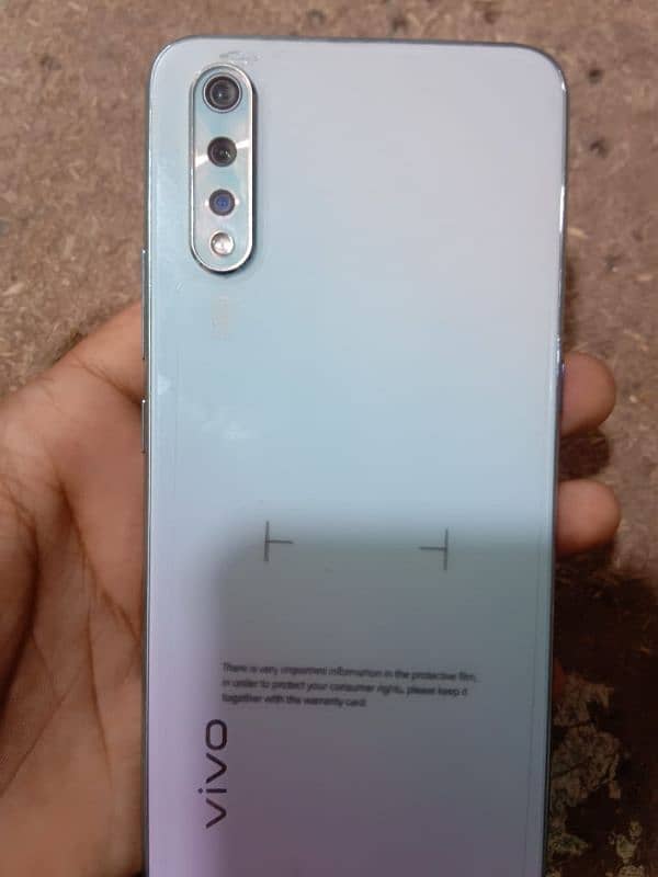 vivo s1 urgent sale 1