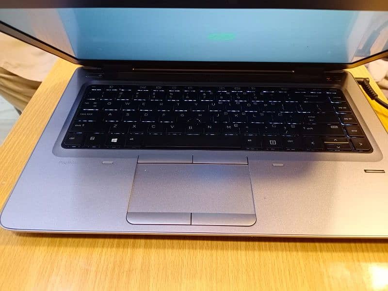 Hp ProBook 640 G2 i5 6th gen 4