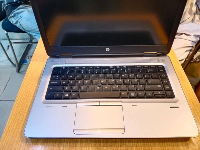 Hp ProBook 640 G2 i5 6th gen 8