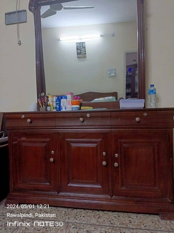 Dressing Table 2