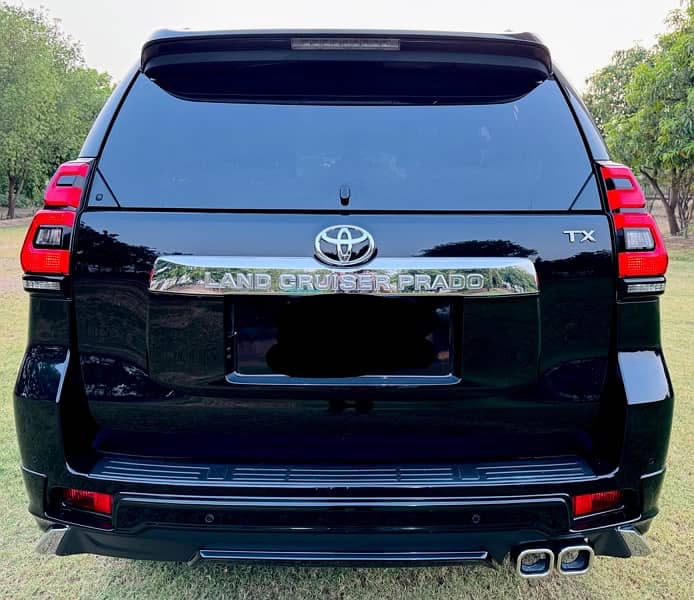 Toyota Land Cruiser 2019 3