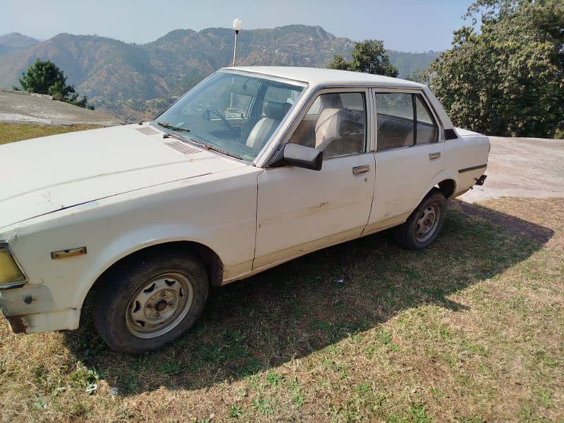 Toyota Corolla XE 1982 2