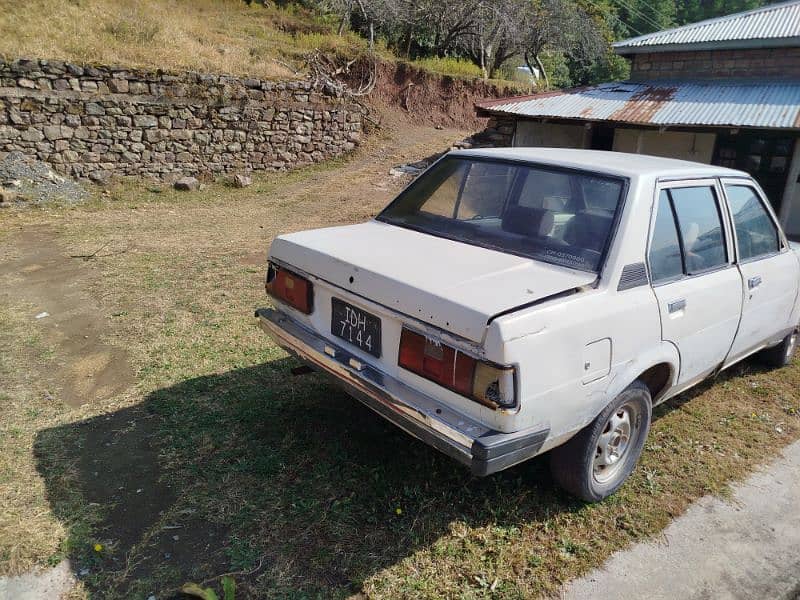 Toyota Corolla XE 1982 3