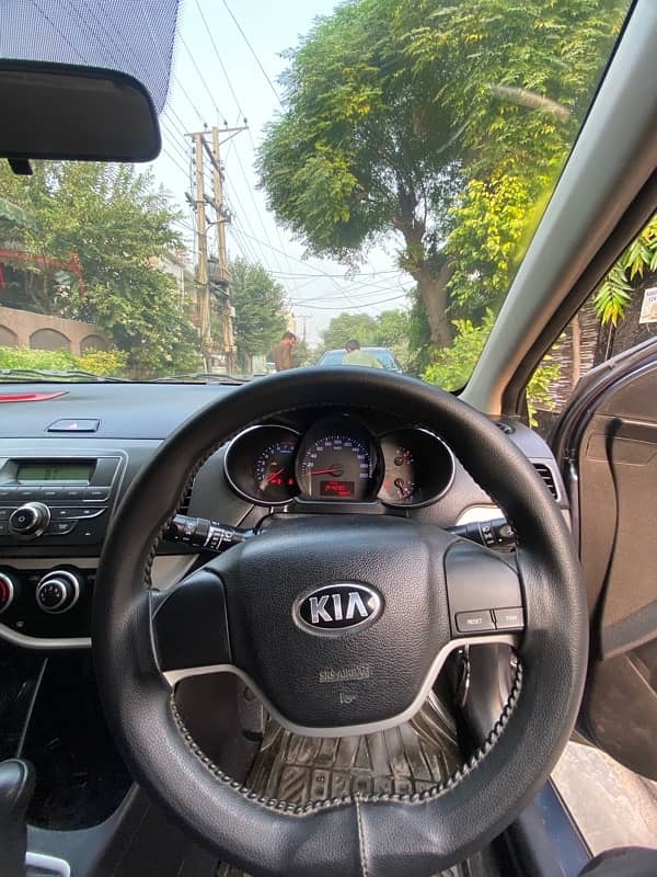 KIA Picanto 2021 11