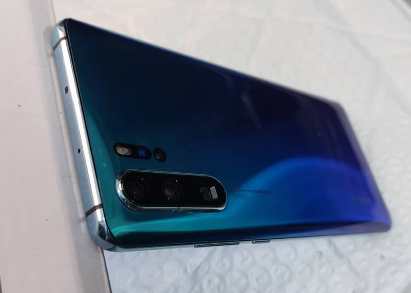 Huawei P30 Pro 8Gb 128GB Dual Sim 4