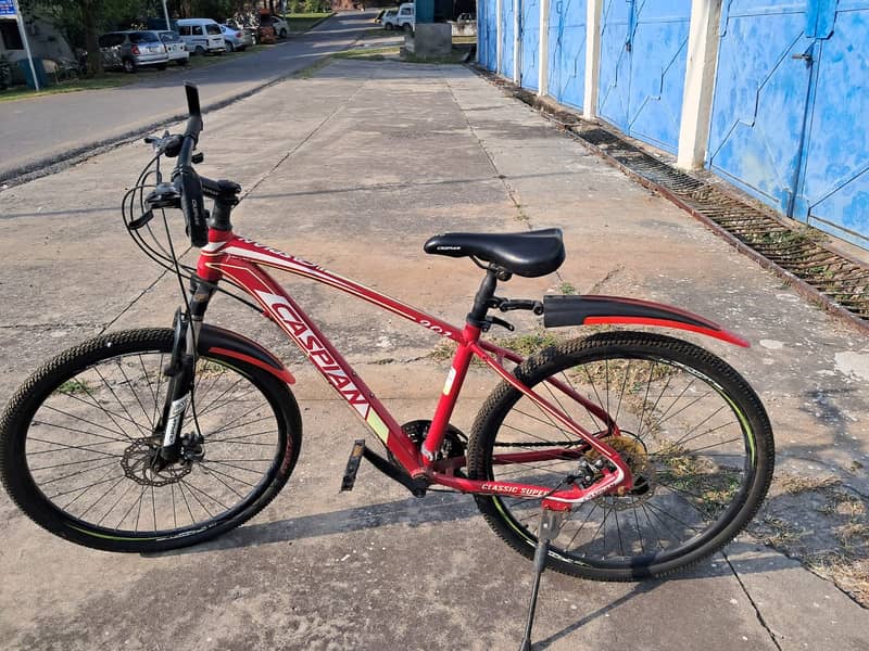 Urgent bicycle sale, almost new condition 0