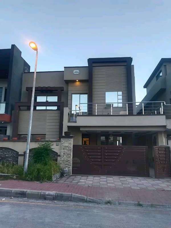 10 marala brand new ultra designer House for rent 0