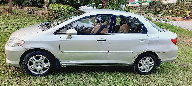 Honda City IDSI 2004 Model Total Genuine 3