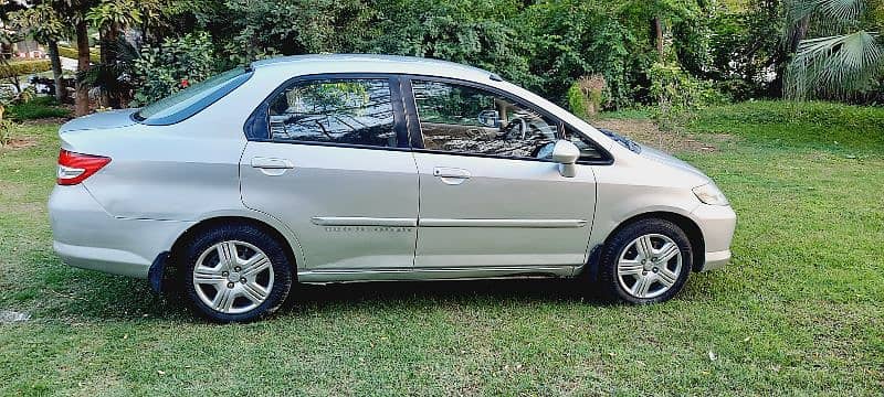 Honda City IDSI 2004 Model Total Genuine 4