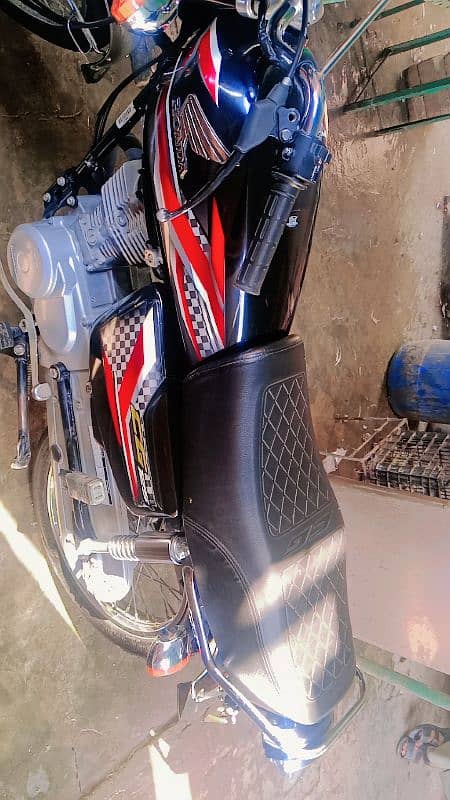 HONDA CG 125 2024 BLACK FOR SALE 0