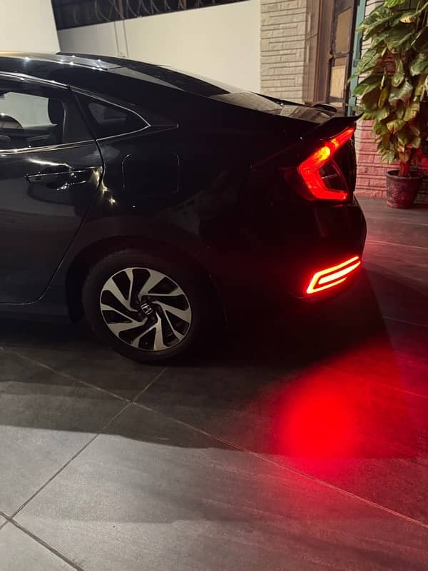 Honda Civic VTi 2018 6