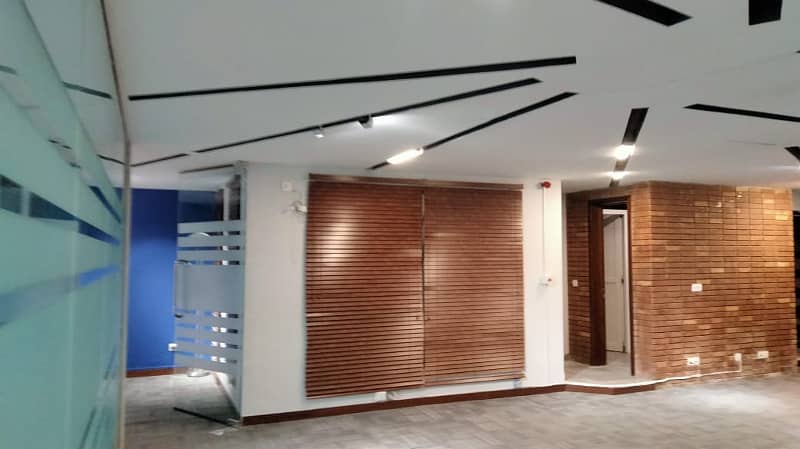 G-7 MARKAZ 3200 SQ. FEET OFFICE WITH LIFT BEST LOCATION REAL PICS ATTACHED 15