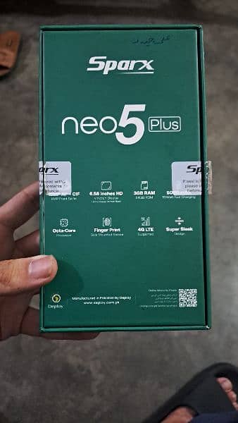 Sparx Neo 5 Plus Dual Sim 4