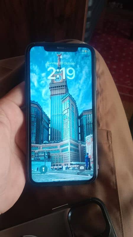 iPhone 11 non PTA 3