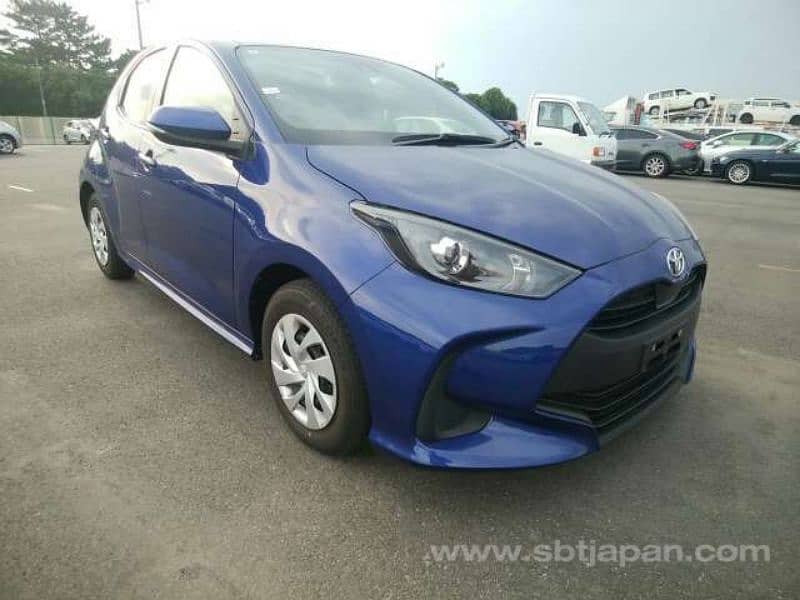 Toyota Yaris 2021 4