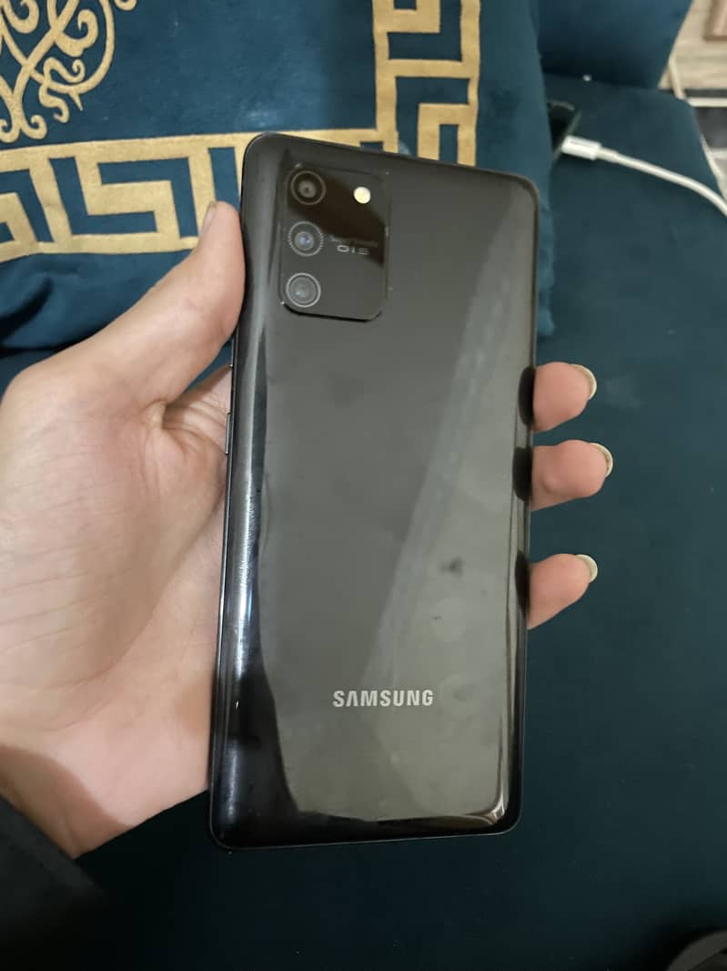 Samsung s10 lite 1