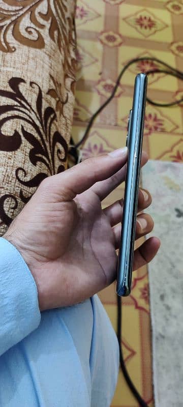 one plus 9 pro for sale 3