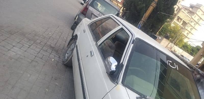 Nissan Sunny 1984 6