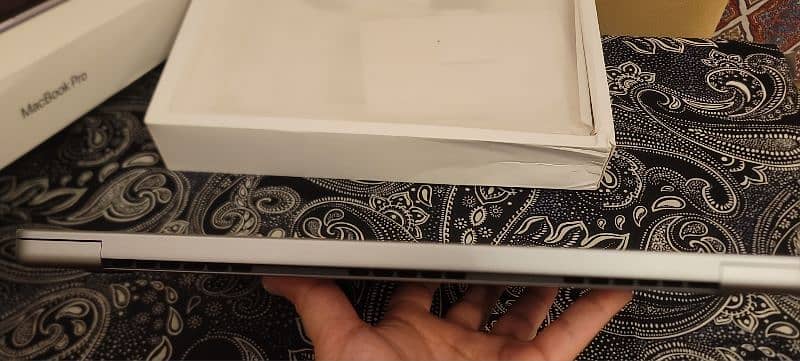 MacBook Pro 2021 14 Inch M1 Pro 16GB/512GB *READ DESCRIPTION* 4