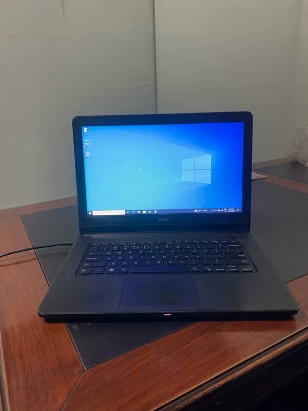 DELL Laptop 8 / 512 GB core i7 7th Generation 0