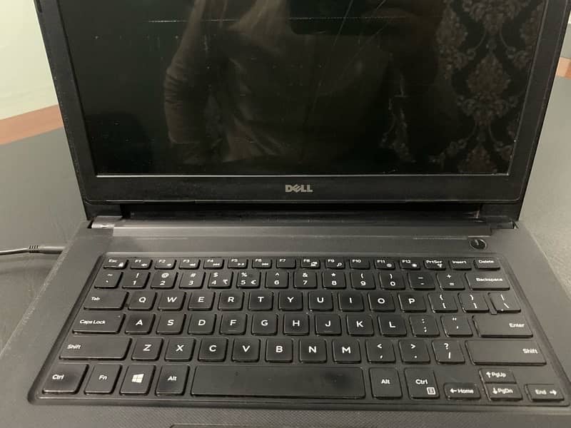 DELL Laptop 8 / 512 GB core i7 7th Generation 1