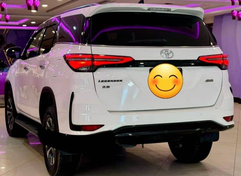 Toyota Fortuner Legender 2023 1