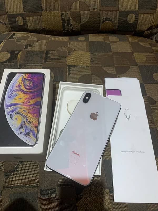 Apple iphone xs max 64gb dual sim pta approved full box 3