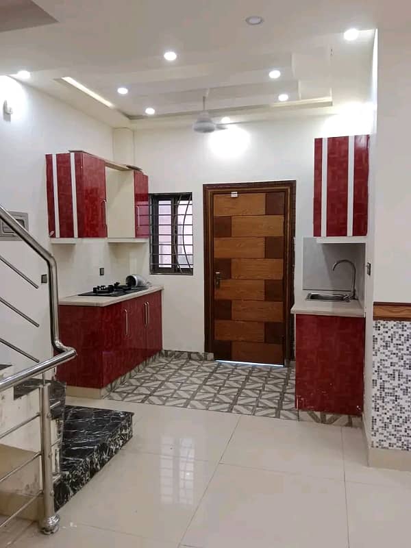 7 marala full house with gas avilable for rent 2