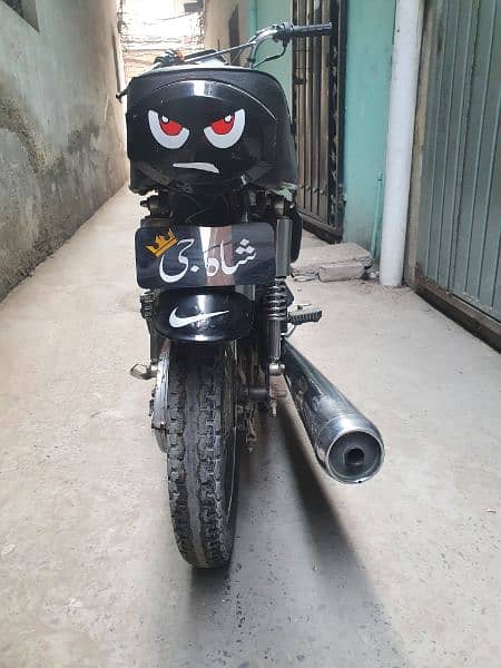 HONDA 125 United ka h number nhi lgwia h alll ok h 5