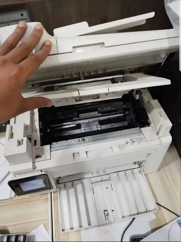 hp mfp 130fw . . . . Printer, Scanner, Photocopier 1