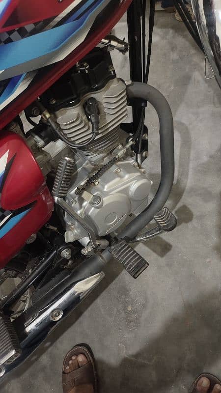 honda 125 good condition 5