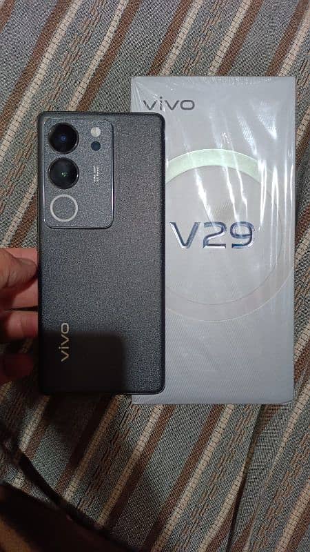 Vivo V29 5G 12/256gb | 80w charger | Complete box | 1 month warranty 5