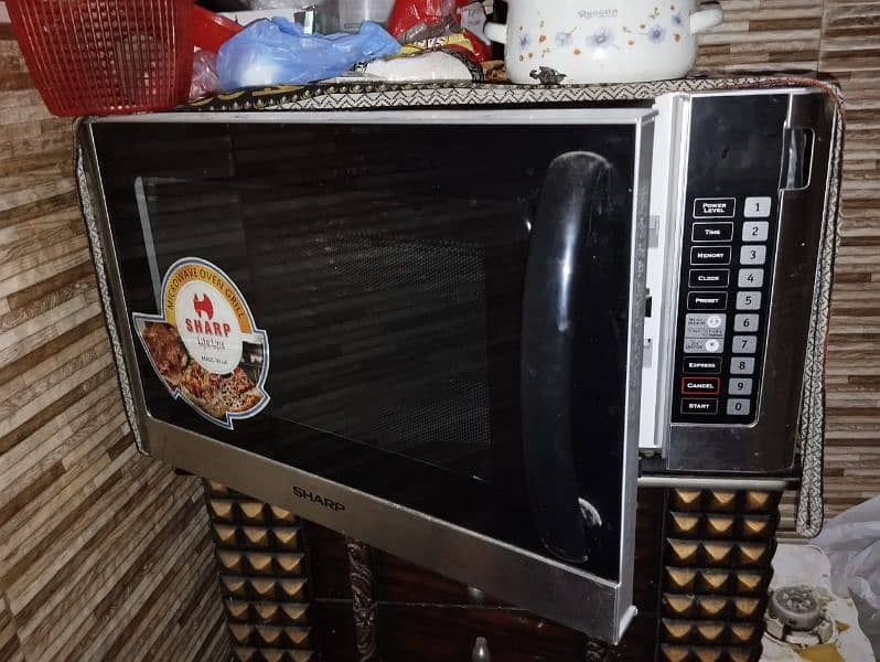 Microwave Oven 2