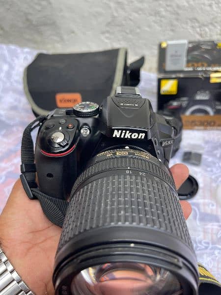 Nikon DSLR D5300 with All Accessories 2